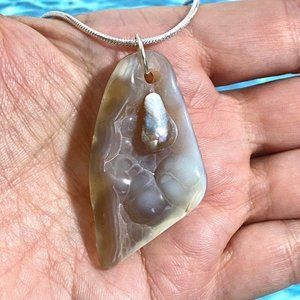 Tampa Bay Fossil Coral Agate & Freeform Pearl Pendant Silver Plated Necklace